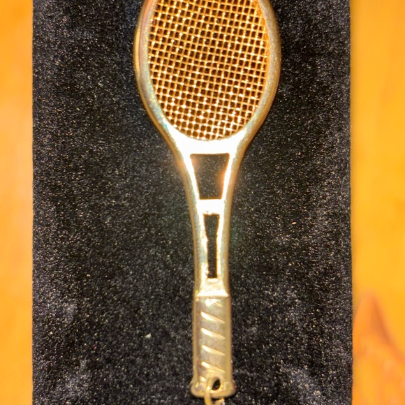 Gold Tennis Racket Pendant - Picture 1 of 2